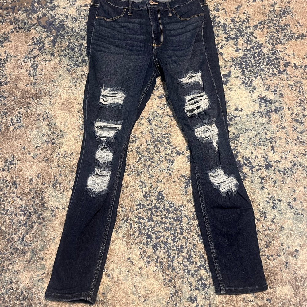 Hollister Curvy High-Rise Distressed Jean Leggings Size 11 Short Length